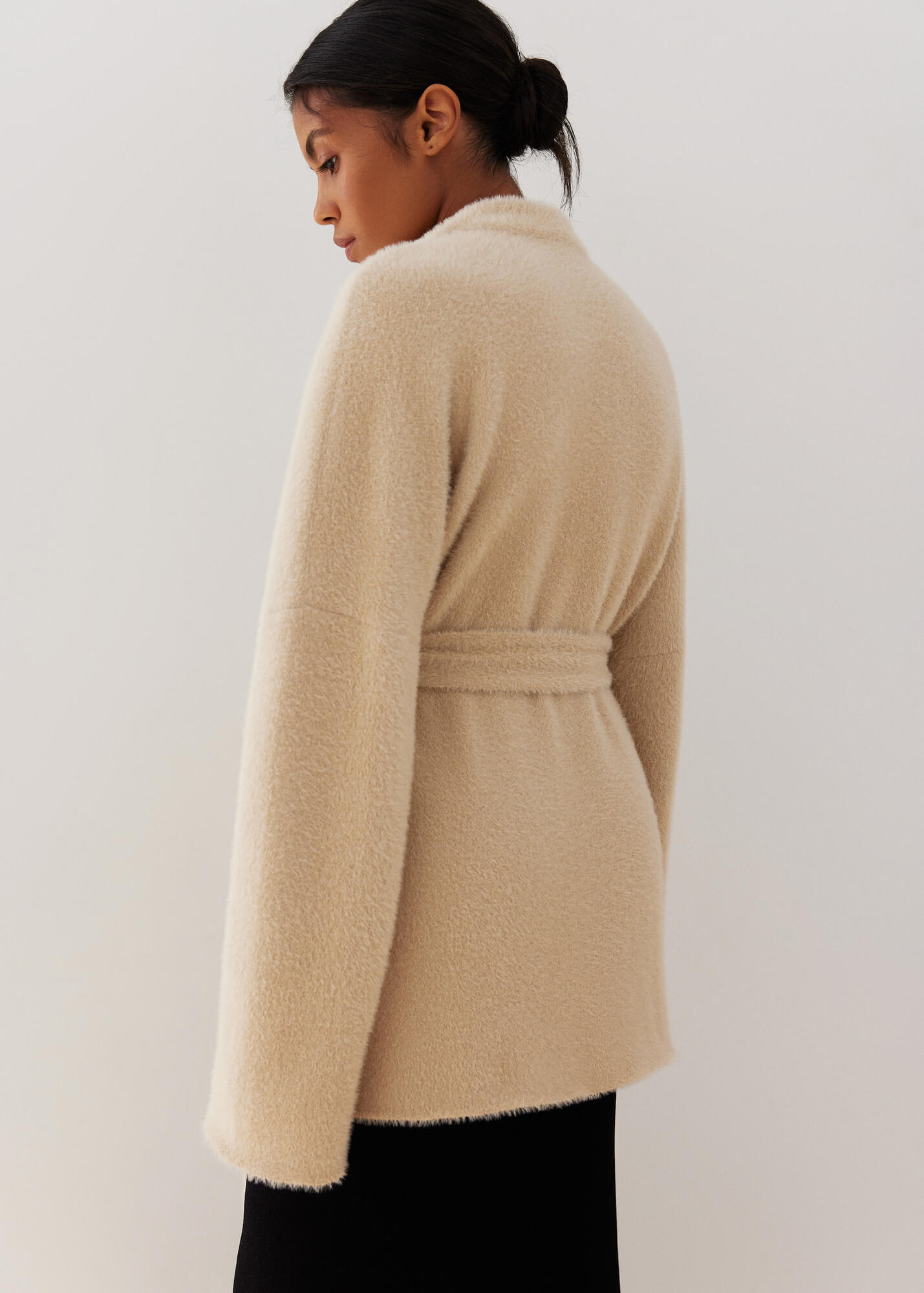 Amber – Fluffy Yarn Kimono Cardigan