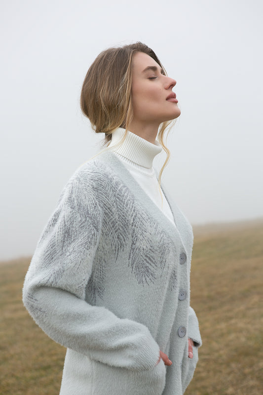 V-Neck Relaxed Cardigan From Fluffy Yarn Feathers