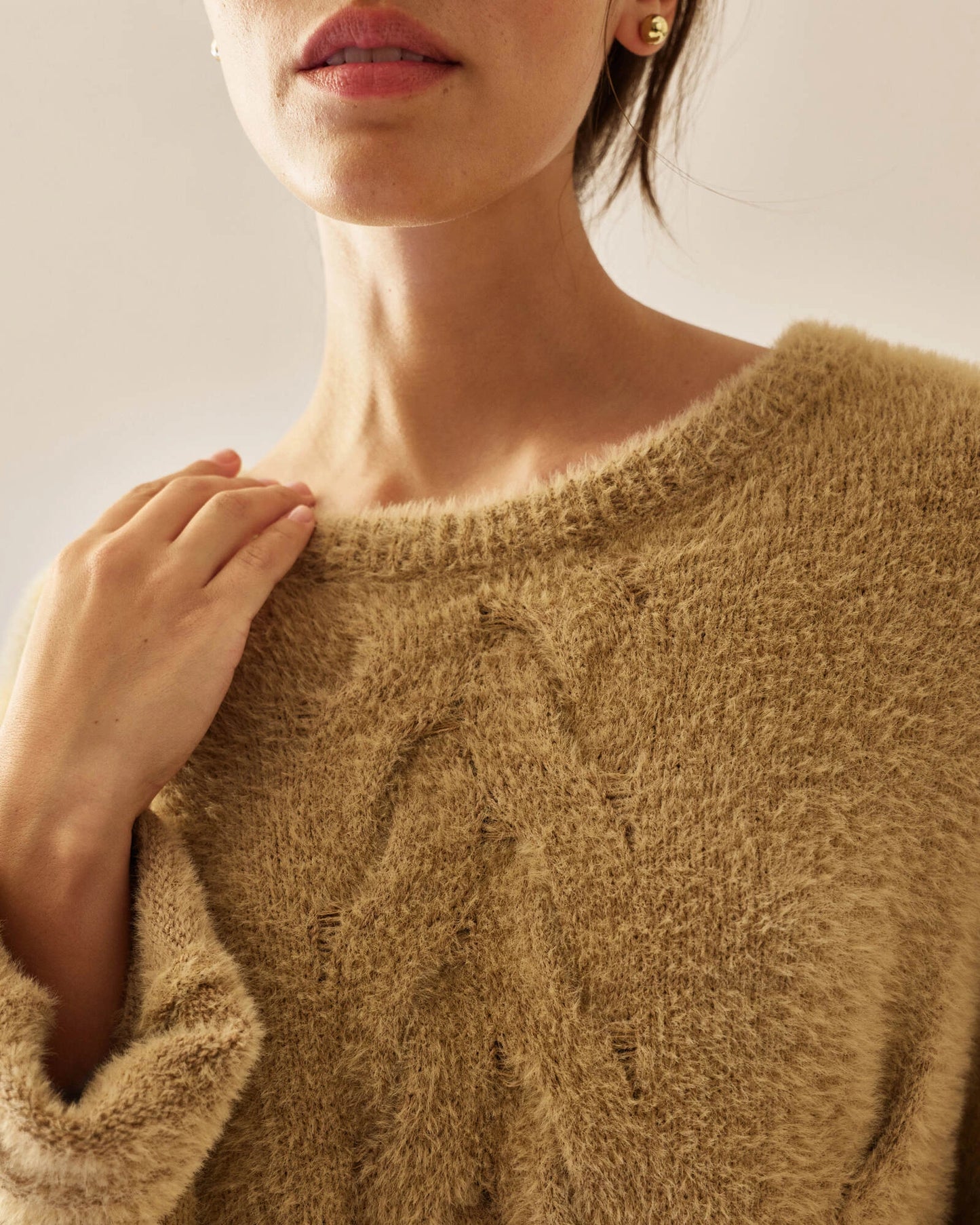 Oversized Sweater in Soft Fluffy Yarn Aria Grey