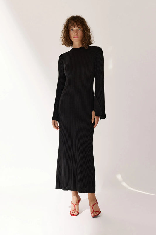 Dress with Slits on the Sleeves - Secret Black
