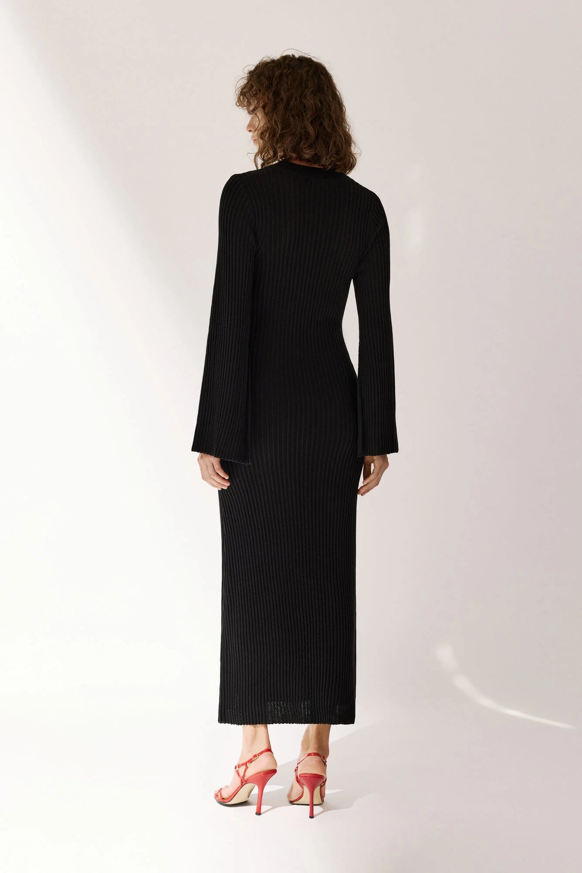 Dress with Slits on the Sleeves - Secret Chocolate