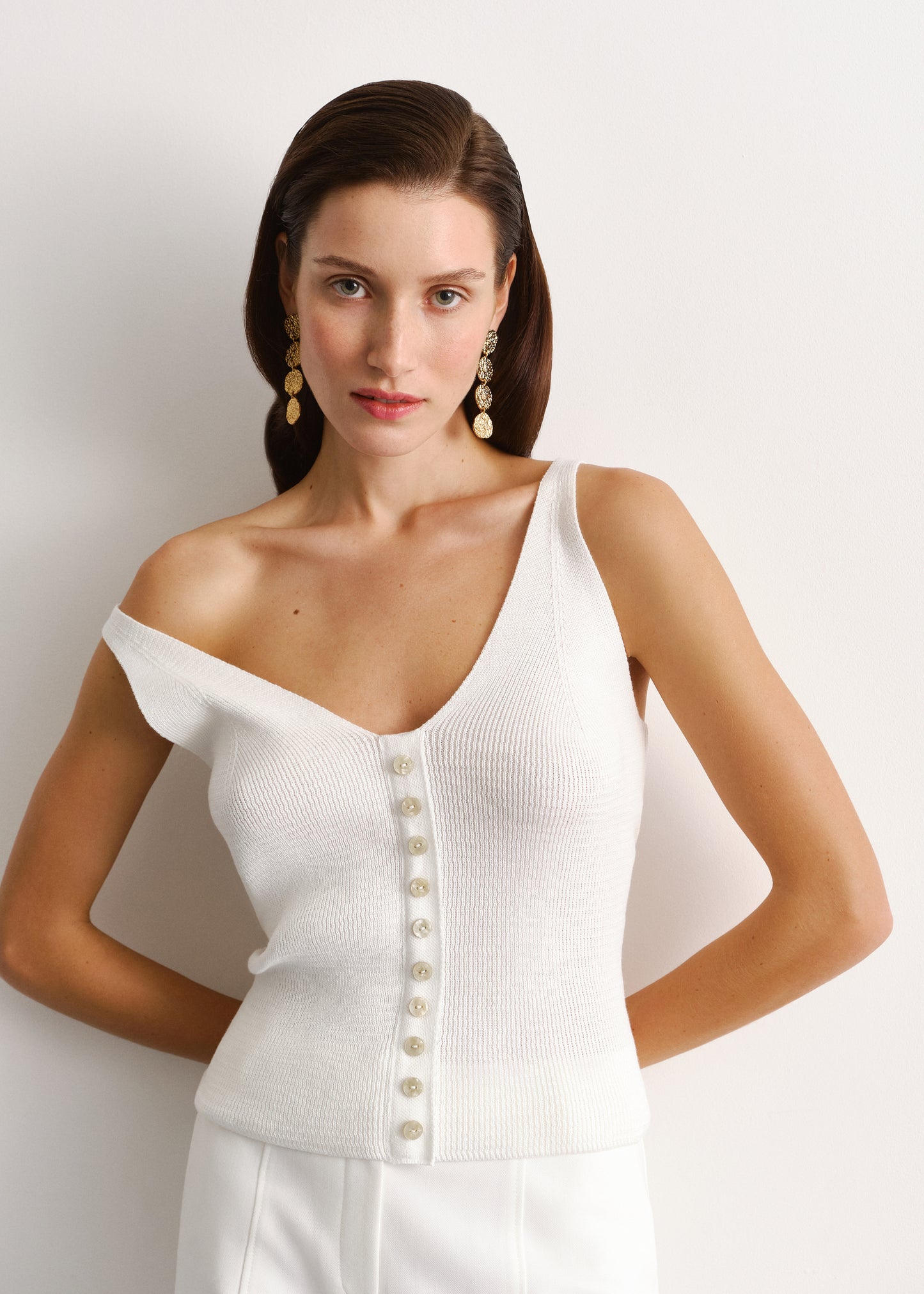 Ribbed Top With Decorative Buttons Milk
