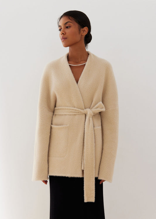 Amber – Fluffy Yarn Kimono Cardigan Cream