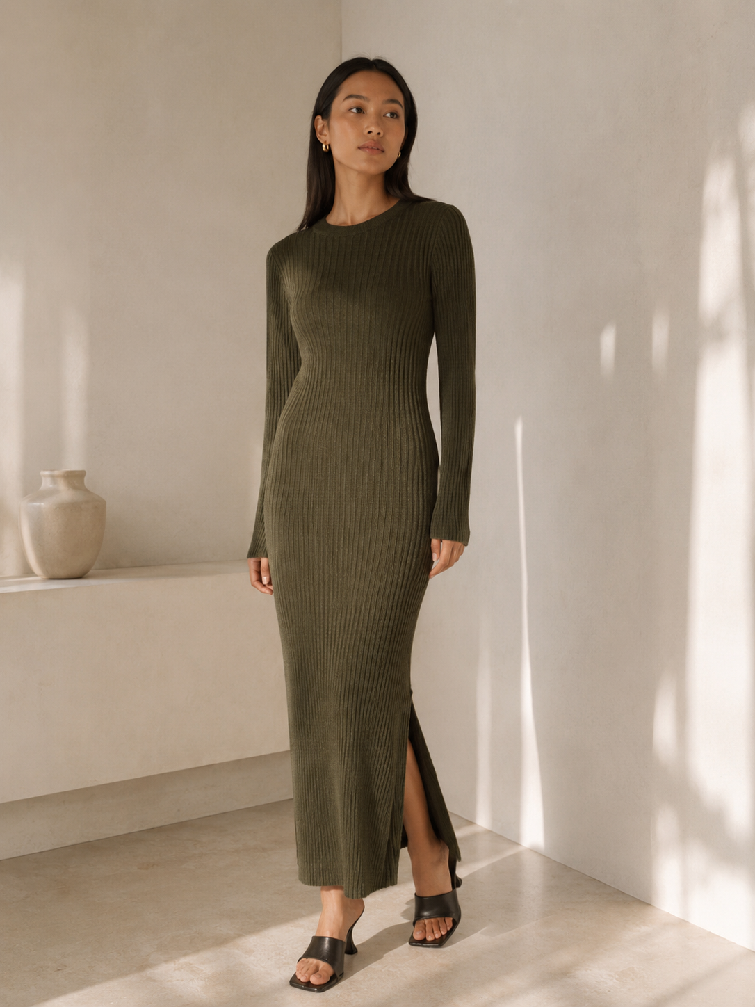 Dress with Slits on the Sleeves - Secret Chocolate